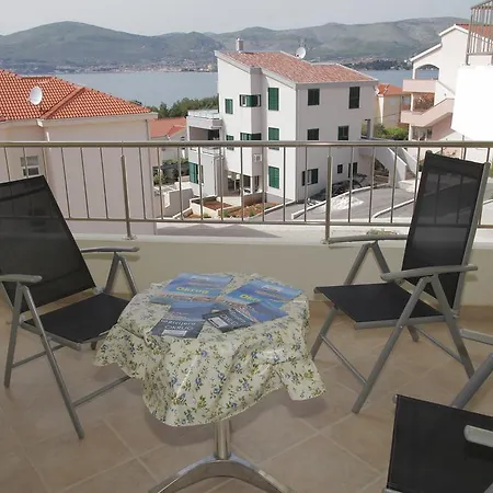 Apartment Horizont Trogir Exterior photo